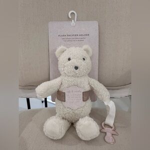 🤍 NWT Plush Sherpa Bear Pacifier Holder - Cream